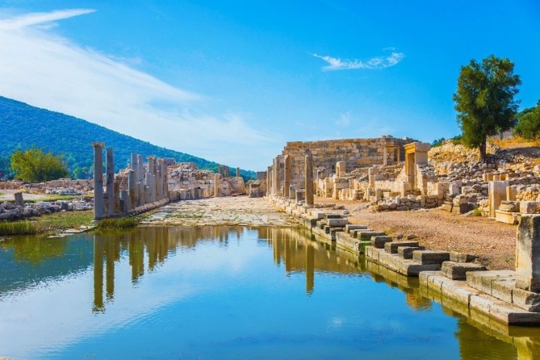 튀르키예 무을자주는 성지순례, 고고학인문학, 휴양, 미식을 모두 만족시킨다.