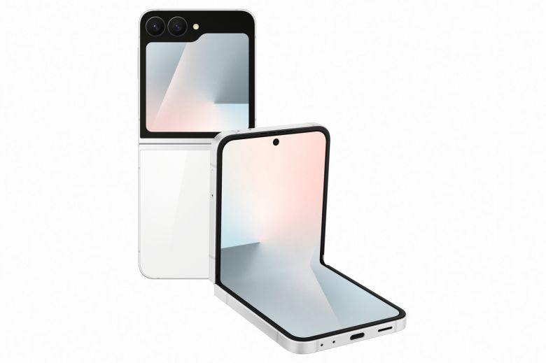 삼성전자가 9일(현지시간) 미국 뉴욕 브루클린에서 열린 ‘갤럭시 언팩 2025’ 행사에서 공개한 갤럭시 Z 플립7 FE. [권제인 기자/eyre@]