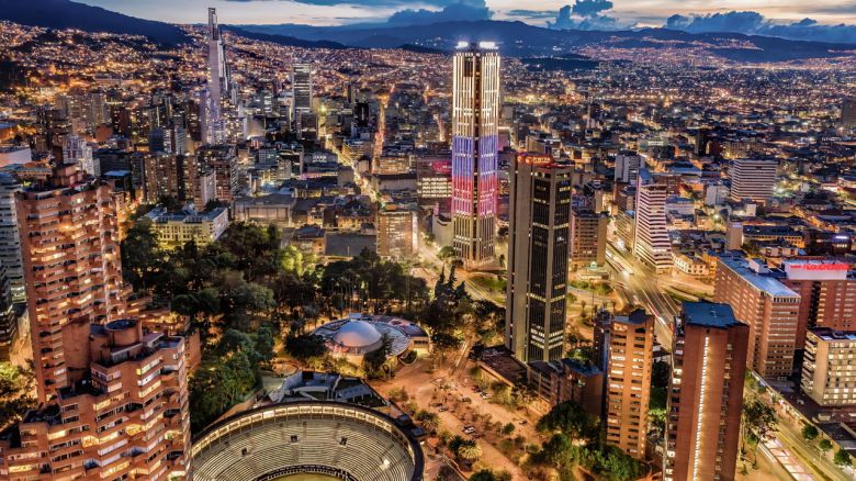 녹지와 도시 정취가  적절히 조화를 이룬 콜롬비아의 수도 보고타