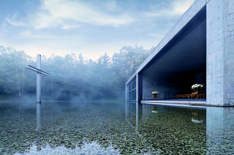 안도다다오의 작품 ‘물의 교회’