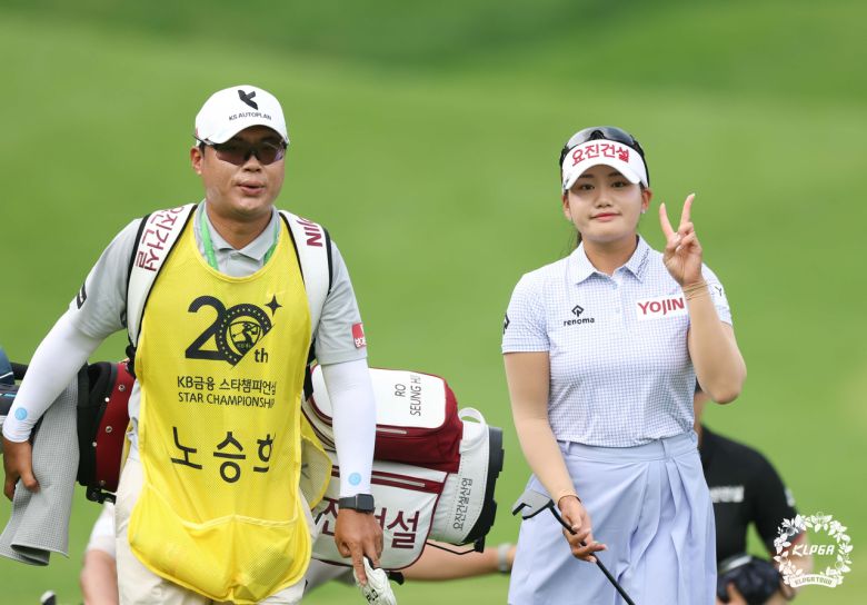 KB금융 스타챔피언십에서 준우승을 차지하며 올시즌 상금랭킹 1위로 올라선 노승희    [KLPGA 제공]