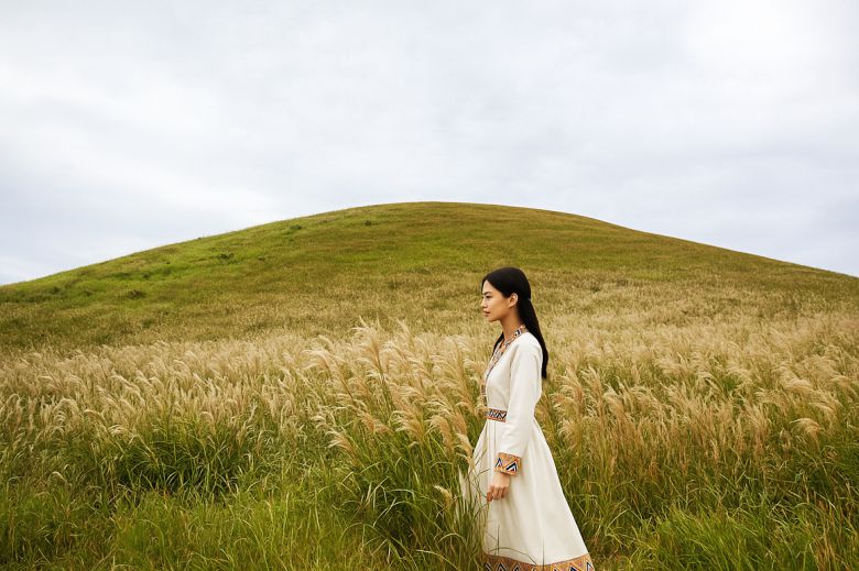 “여긴어디? 난 누구?” 새별오름의 이색 인생샷