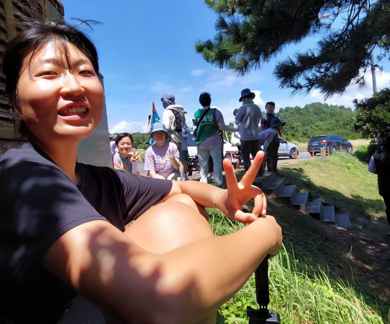 이스라엘에 구금됐던 한국인 활동가 김아현(왼쪽)씨 [연합]