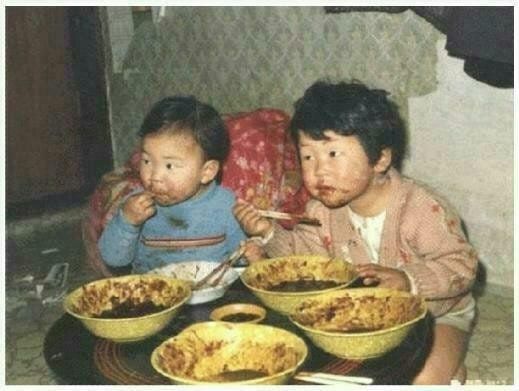 짜장면의 추억. 과거 사진. 온라인커뮤니티