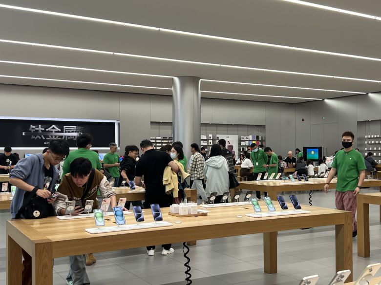 중국 충칭의 한 애플 매장. [박혜림 기자/rim@]