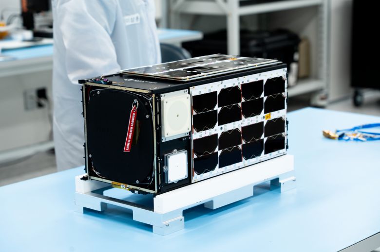 기후 모니터링을 위한 광학위성 1호기 ‘경기샛-1’.[나라스페이스 제공]