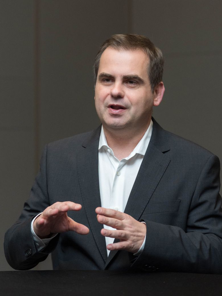 야렉 쿠틸로브스키 딥엘 최고경영책임자(CEO)가 지난 2일 헤럴드경제와 만나 인터뷰를 진행하는 모습 [딥엘 제공]