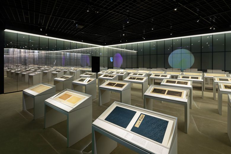 대구간송미술관 광복 80주년 기념 기획전 ‘삼청도도 – 매·죽·난, 멈추지 않는 이야기’ 전시장 전경