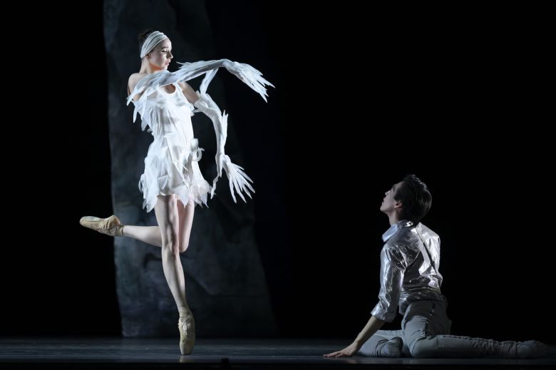 크리스토프 마이요와 몬테카를로 발레단의 ‘백조의 호수’ [라보라예술기획 제공]