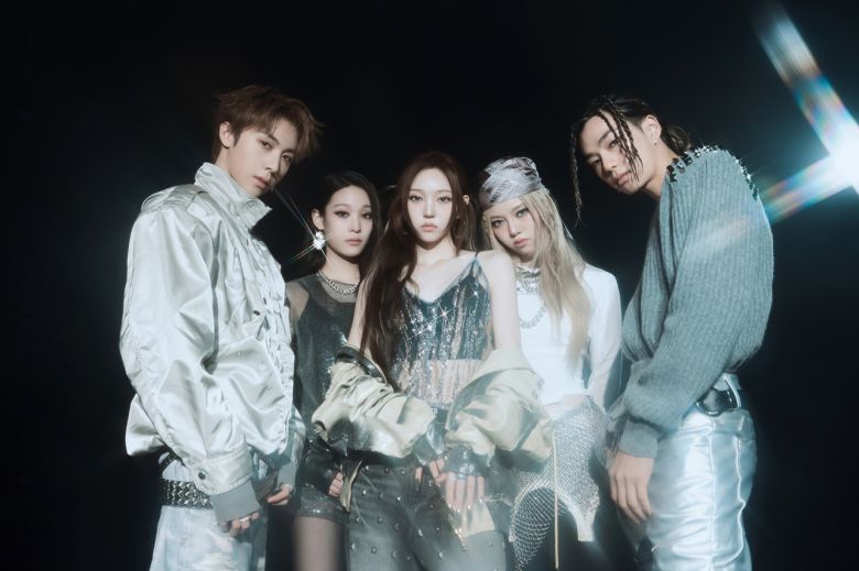 올데이 프로젝트 [더블랙레이블 제공]