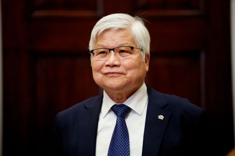 웨이저자 TSMC 회장이 지난해 3월 미국 워싱턴 D.C. 백악관 루즈벨트 룸에서 도널드 트럼프 대통령의 발언을 경청하고 있다. [게티이미지]