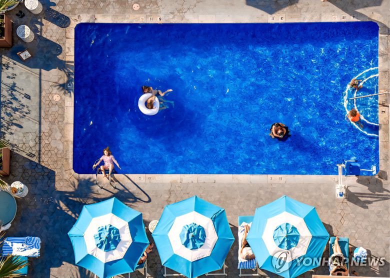 호놀룰루 아웃리거 비치 콤버 수영장