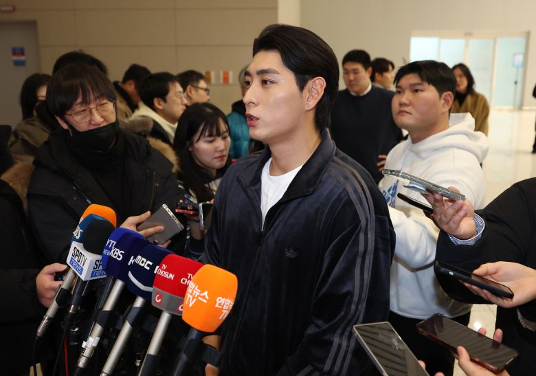 미국 프로야구 메이저리그(MLB) 샌프란시스코 자이언츠 이정후가 21일 인천국제공항 제2터미널에서 출국 전 인터뷰를 하고 있다. [연합]