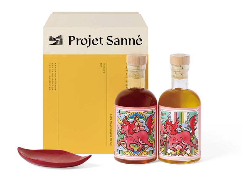 ‘하우스오브신세계 청담’ 설 선물로 나온 프로제산내 엑스트라버진 참기름 2종세트 [신세계백화점 제공]