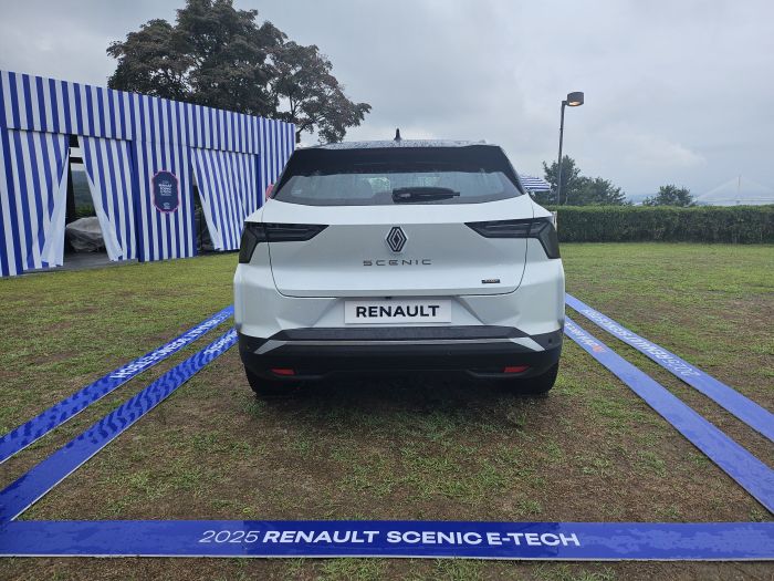 르노코리아 세닉 외관. 사진=김다정 기자