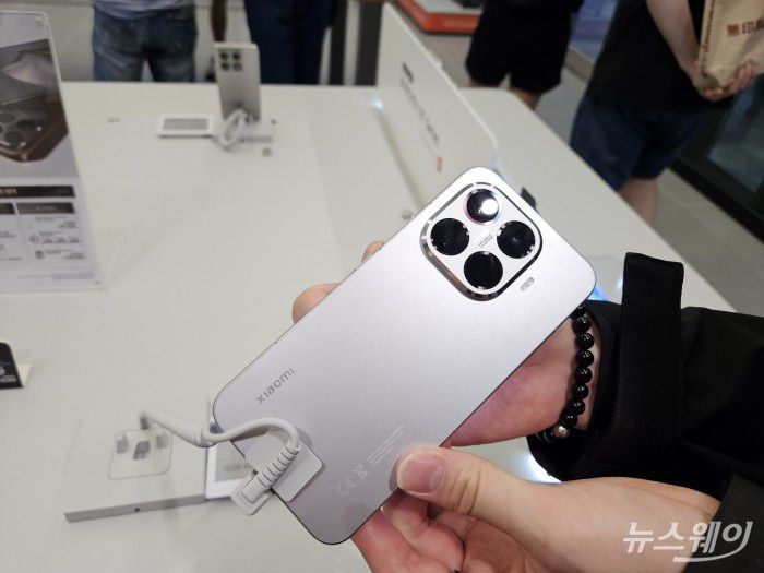 '샤오미15T 프로'가 라이카와 함께 트리플 카메라를 개발했다. 사진=전소연 기자