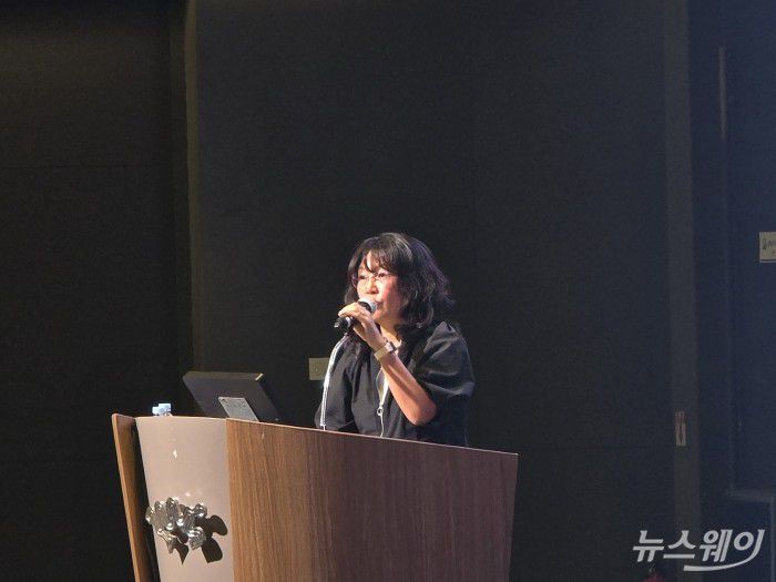 양은영 차바이오그룹 부사장이 11일 경기도 성남시 판교 차바이오컴플렉스에서 열린 '오픈이노베이션(개방형 혁신) 센터 프리오픈(Pre-Open) 행사'에서 발표하고 있다. 사진=이병현 기자