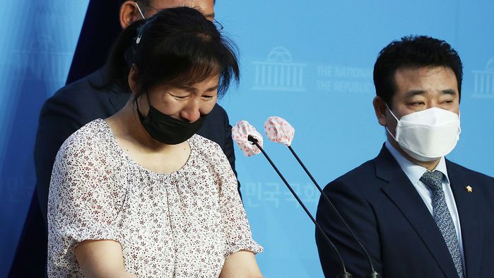 지난 20일, 사망 관련 진상규명 촉구하는 故 고유민 선수 어머니 (사진=연합뉴스)