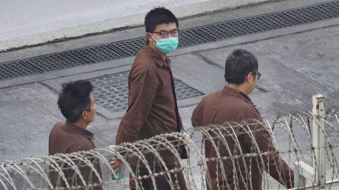 수감 중인 조슈아 웡 (출처 : H.K. Standard)