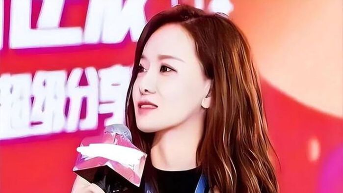 중국 매체 펑파이의 일본 특파원 쩡잉