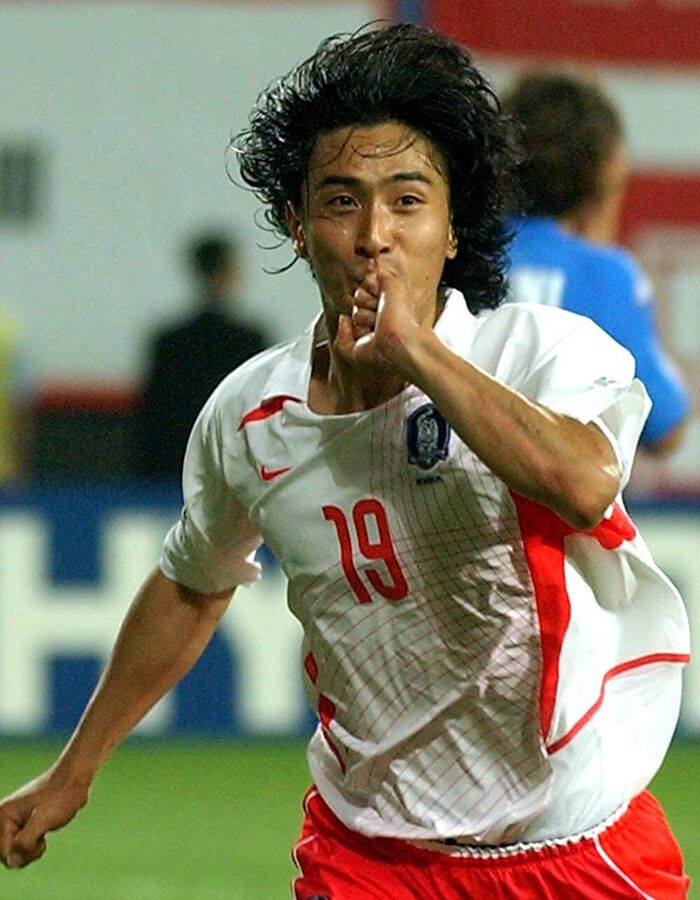 안느의 그 유명한 '반지 세리머니'.