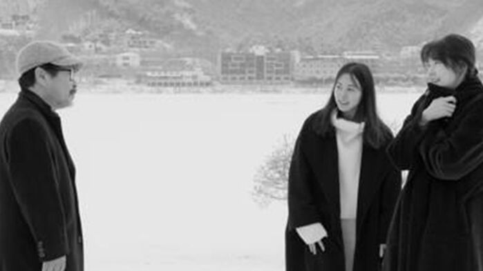 홍상수 감독 영화 '강변호텔' 한 장면