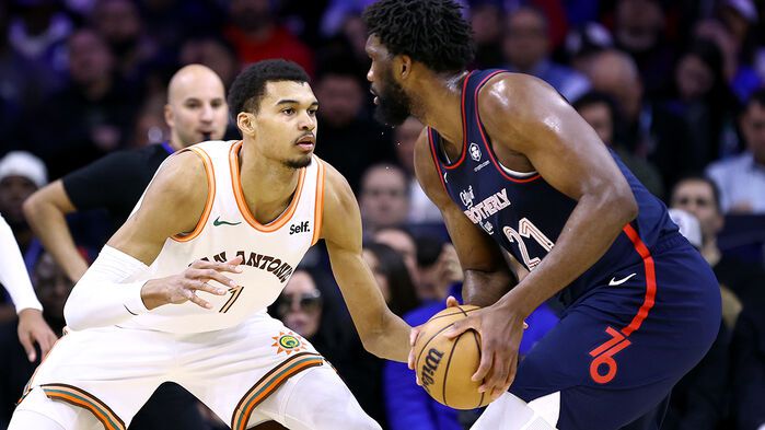 웸반야마와 엠비드