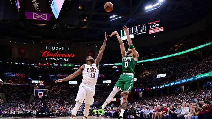 테이텀(0번)의 슛