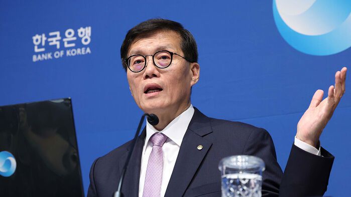 이창용 한국은행 총재가 11일 서울 중구 한국은행에서 열린 금융통화위원회 기준금리 결정에 관한 기자간담회에서 발언하고 있다.