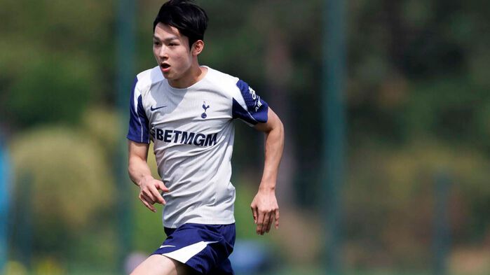 팀 훈련에서 구슬땀을 흘린 양민혁 (사진=토트넘 홈페이지 캡처, 연합뉴스)