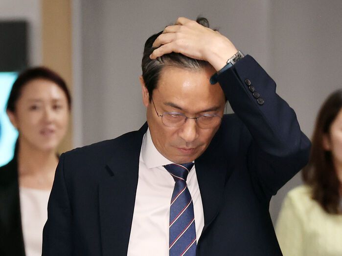 '장관 저격' 진화 나선 우상호 정무수석