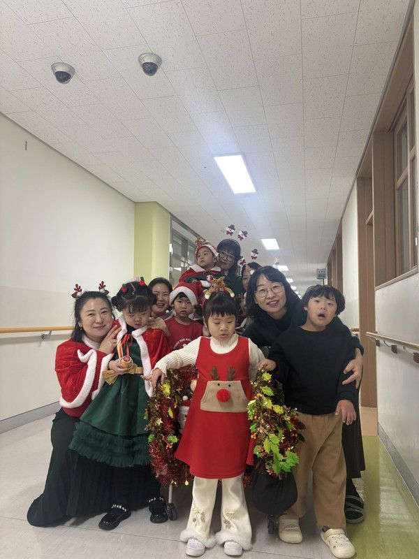 예산꿈빛학교 유치원 산타 잔치