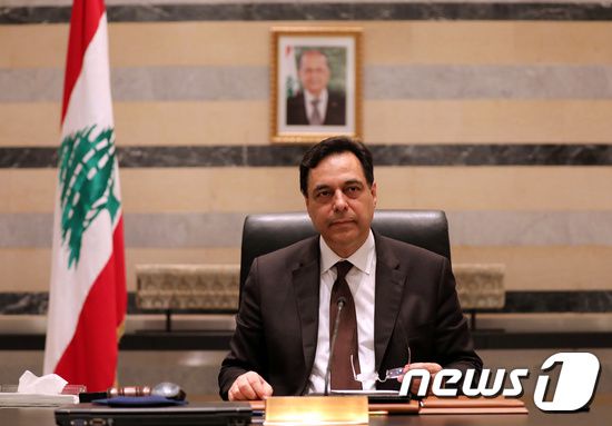 하산 디아브 레바논 총리. © 로이터=뉴스1