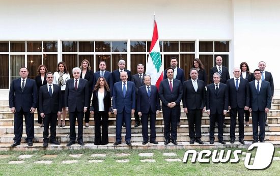 1월 출범한 레바논 내각. © AFP=뉴스1