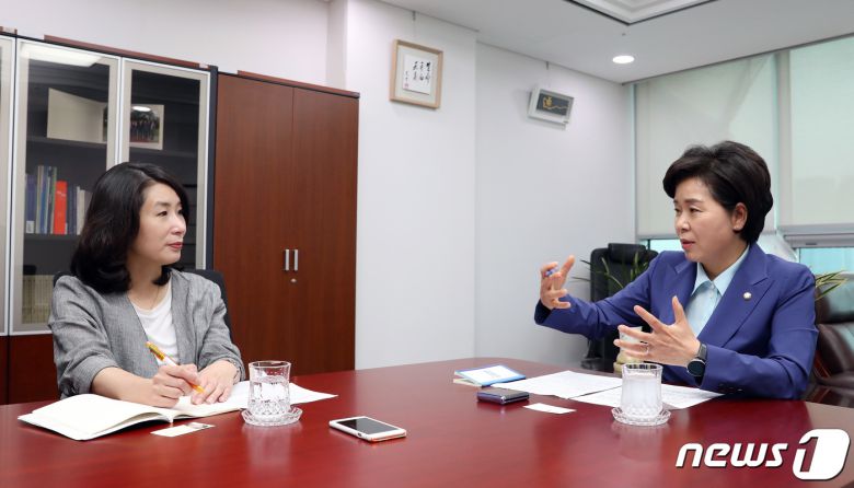 양향자 더불어민주당 의원이 21일 뉴스1과 인터뷰를 하고 있다. 2020.8.21/뉴스1 © News1 박세연 기자