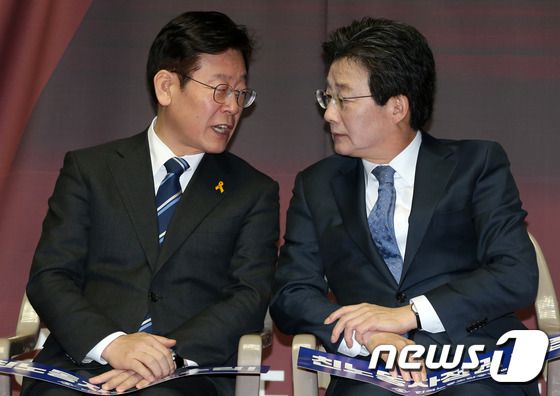 이재명  경기도지사(왼쪽)와 유승민 전 미래통합당 의원(오른쪽) /뉴스1 © News1 손형주 기자