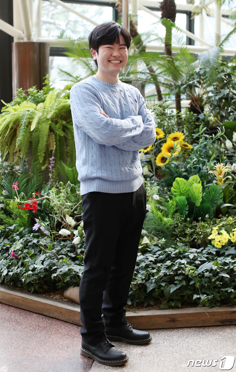 OCN 토일드라마 '경이로운 소문'에 출연 중인 탤런트 김은수가 18일 오후 서울 종로구 뉴스1 사옥에서 진행되는 인터뷰에 앞서 포즈를 취하고 있다. 2021.1.18/뉴스1 © News1 김진환 기자