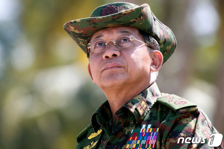 미얀마의 민 아웅 흘라잉 군 총사령관. © 로이터=뉴스1