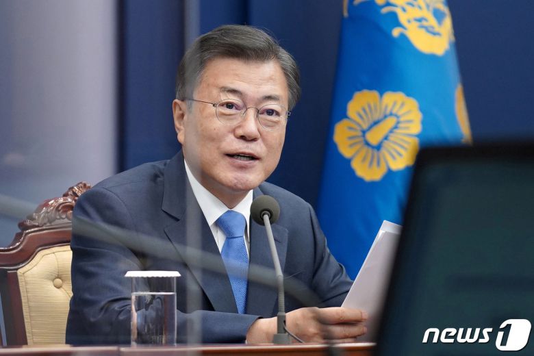 문재인 대통령. 2021.2.15/뉴스1