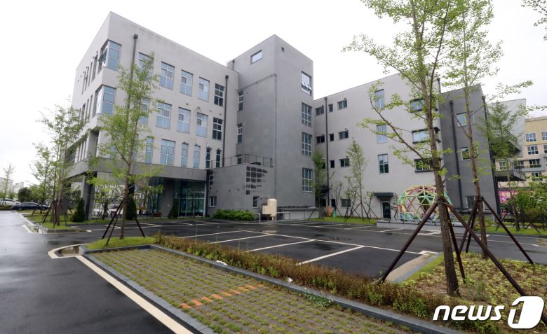 관세청 산하 관세평가분류원이 세종시에 지은 유령청사. © News1 장수영 기자