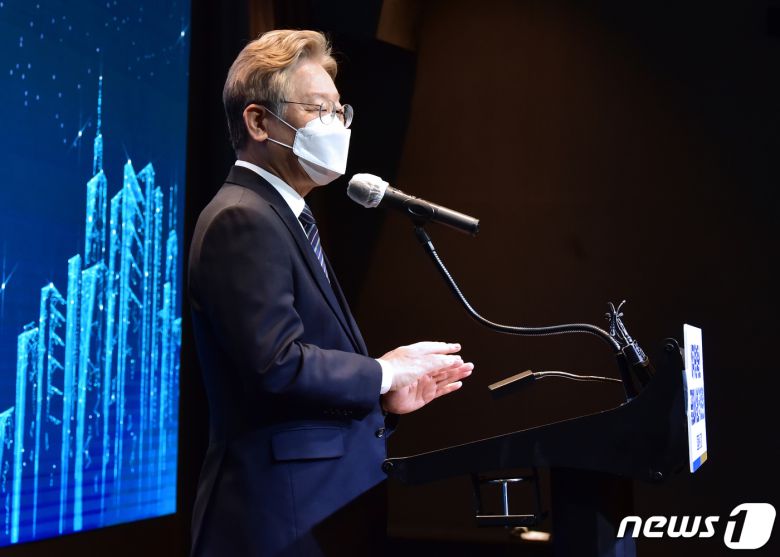 이재명 경기도지사는 1일 "더 이상 군대내 성폭력 등 억울한 죽음은 막아야 한다"고 밝혔다. /뉴스1 © News1 오대일 기자