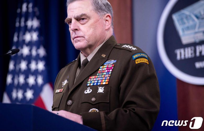 마크 밀리 미국 합동참모본부 의장이 1일 기자회견에서 발언하고 있다. © AFP=뉴스1