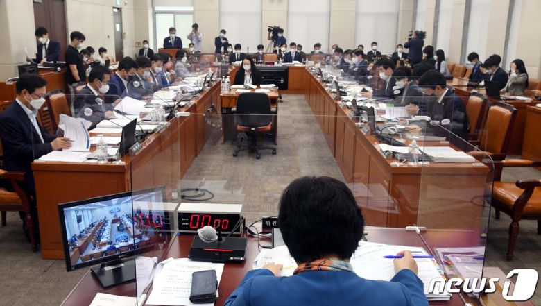 국회 행정안전위원회. /뉴스1 © News1 구윤성 기자