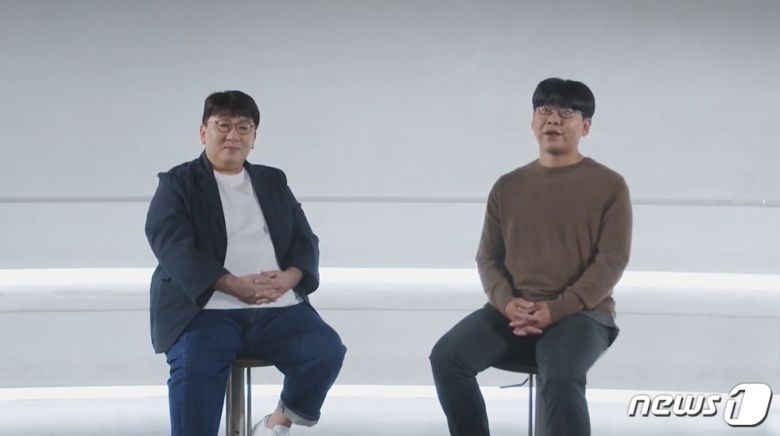 방시혁(왼쪽) 하이브 이사회 의장과 송치형 두나무 이사회 의장. (하이브 유튜브 갈무리) © 뉴스1