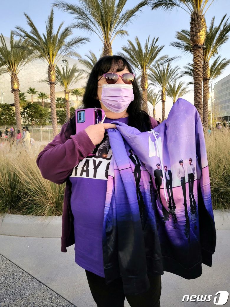 그룹 방탄소년단 팬인 캐시가 공연장을 방문했다. © 뉴스1 고승아 기자
