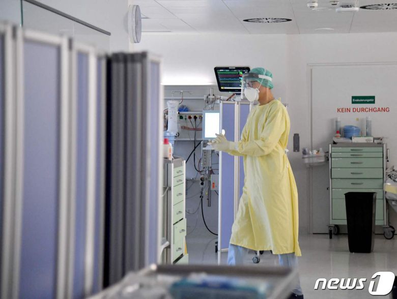 미국서 일주일 평균 하루 확진자가 26만명을 기록했다. © AFP=뉴스1 © News1 정윤영 기자