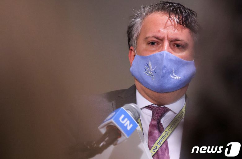 세르지 키슬리츠야 유엔 주재 우크라이나 대사가 2022년 1월31일(현지시간) 미국 뉴욕 맨해튼 유엔본부에서 열린 러시아와 우크라이나 정세 관련 유엔 안전보장이사회 회의 후 언론에 연설하고 있다. © 로이터=뉴스1 © News1 김현 특파원