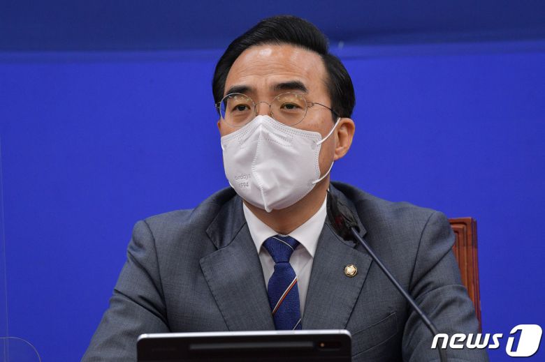 박홍근 더불어민주당 원내대표가 28일 서울 여의도 국회에서 열린 정책조정회의에서 발언하고 있다. (공동취재) 2022.4.28/뉴스1 © News1 유승관 기자