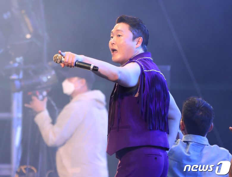 싸이© News1 김영운 기자
