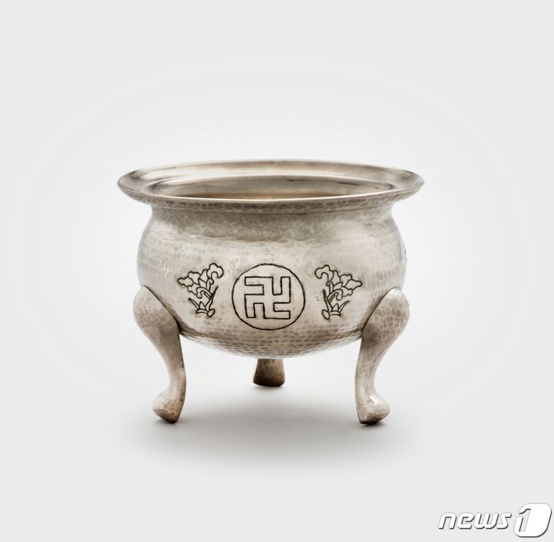 은제오동상감 향로. (국립무형유산원 제공) © 뉴스1